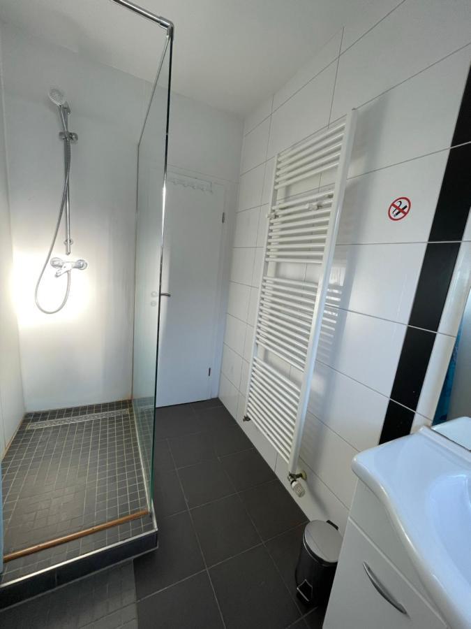 Apartamento Schoene Zentrale Zimmer In Wilhelmshaven Exterior foto