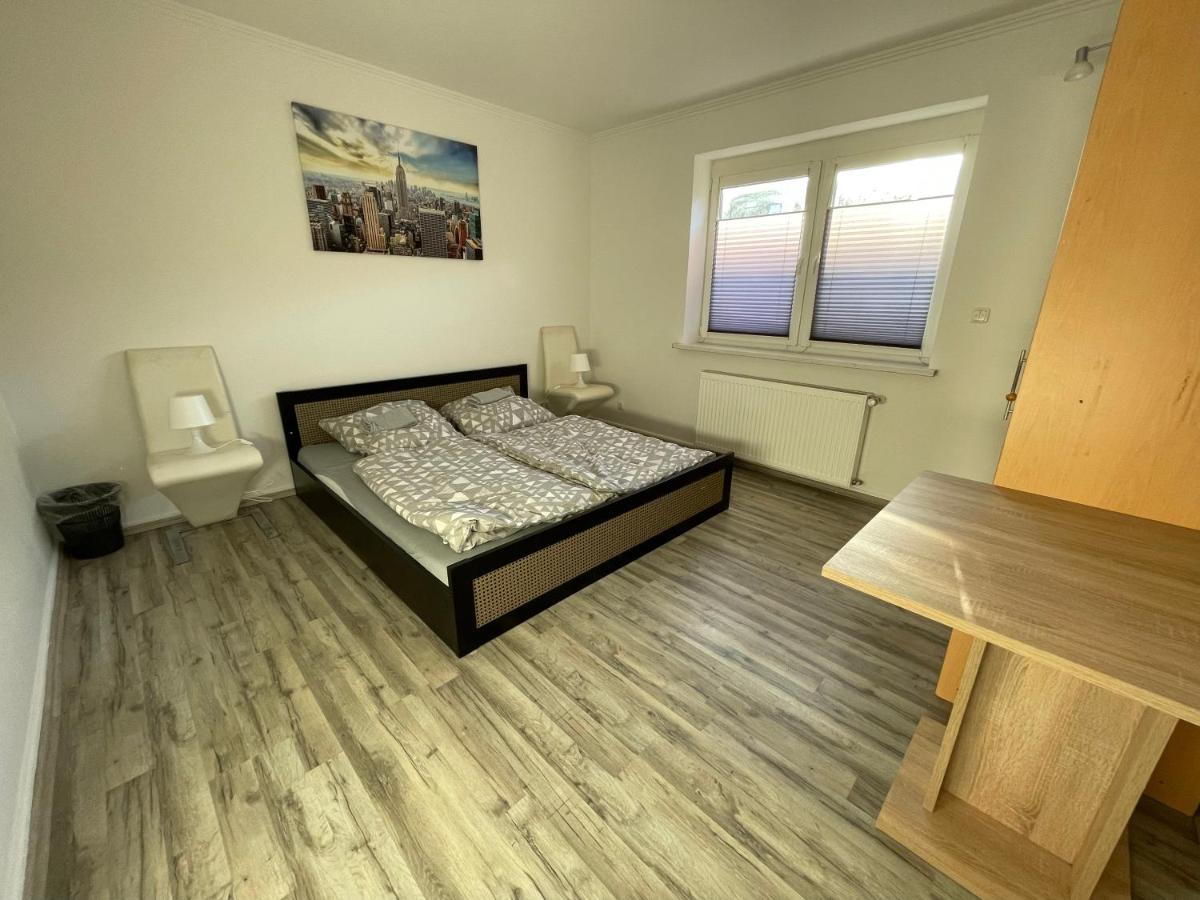 Apartamento Schoene Zentrale Zimmer In Wilhelmshaven Exterior foto