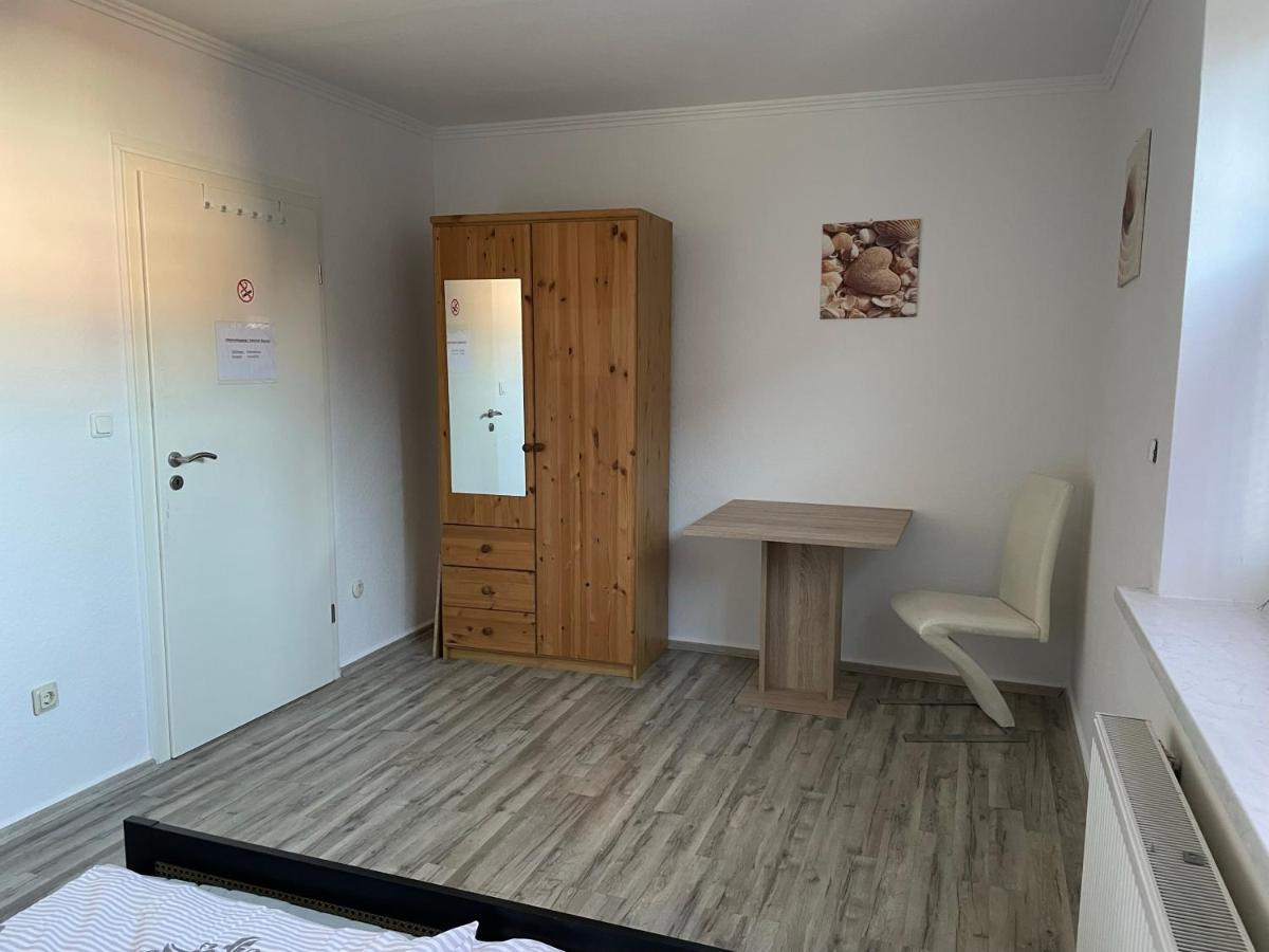Apartamento Schoene Zentrale Zimmer In Wilhelmshaven Exterior foto