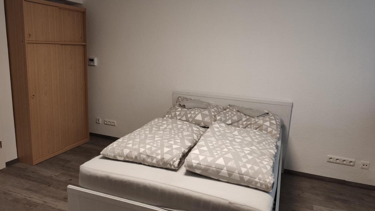 Apartamento Schoene Zentrale Zimmer In Wilhelmshaven Exterior foto