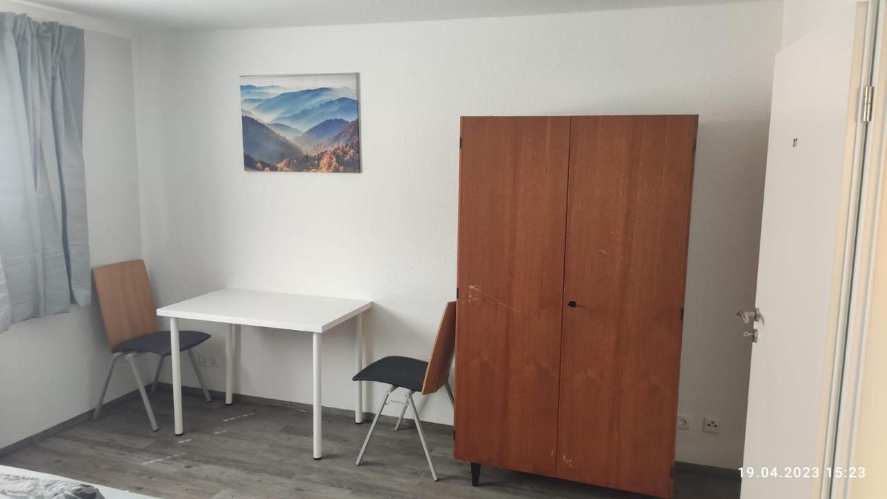 Apartamento Schoene Zentrale Zimmer In Wilhelmshaven Exterior foto